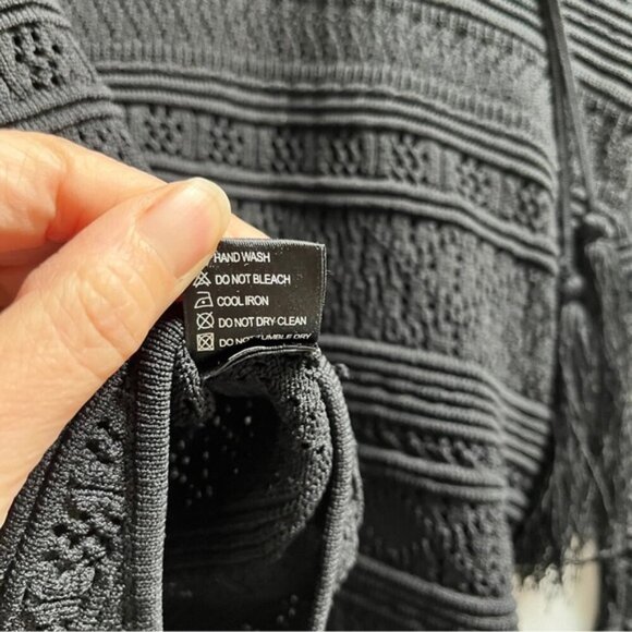 Olivaceous Womens Black Long Sleeve Knitted Lace Bodysuit Sz S - Picture 6 of 9